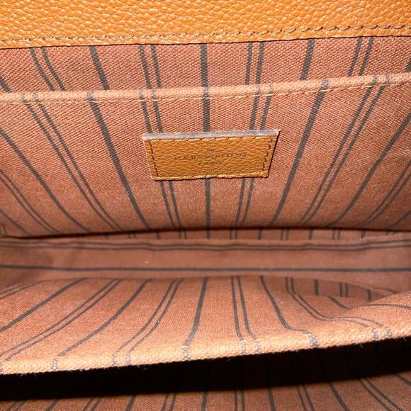 Louis Vuitton Pochette Métis Tan Crossbody Bag - Picture 13 of 16